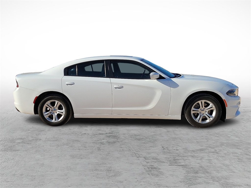2022 Dodge Charger SXT photo 12