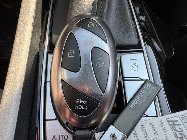 2025 Hyundai Tucson SEL photo 40