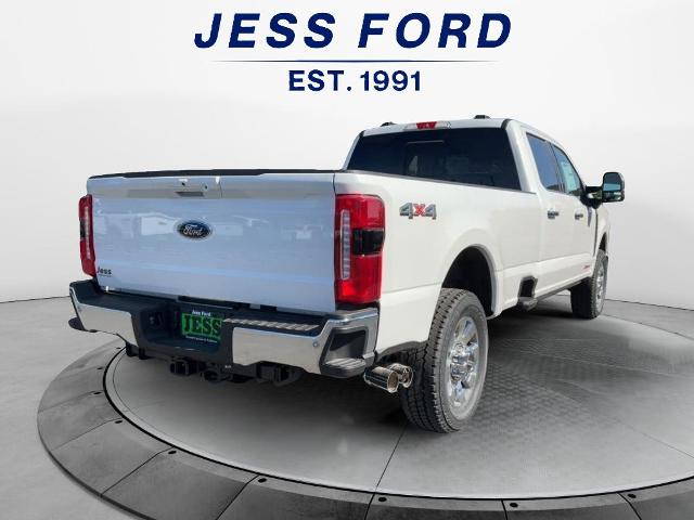 2025 Ford F-350 Lariat photo 4