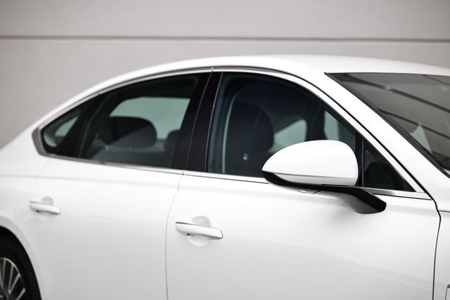 2022 Genesis G80 2.5T AWD photo 2