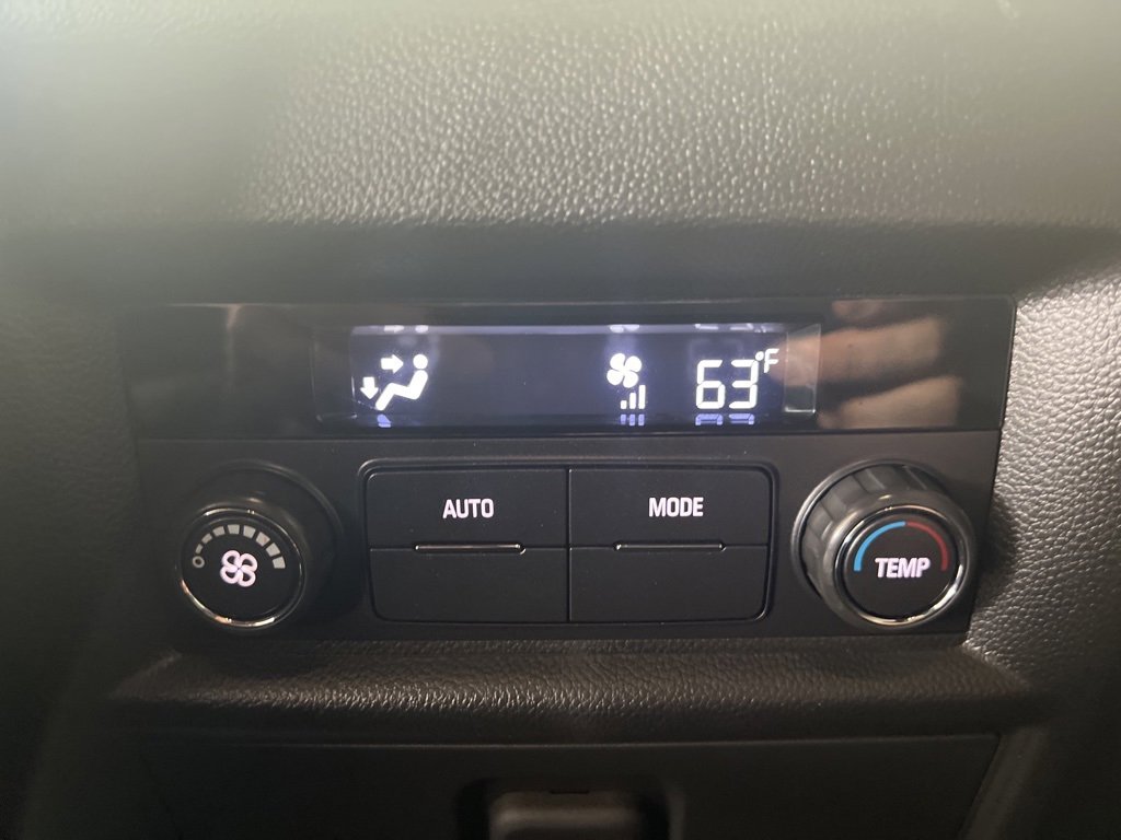 2023 Chevrolet Traverse Leather photo 16