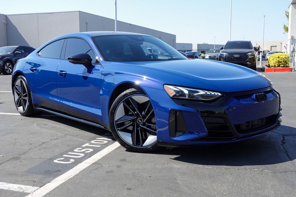 2023 Audi RS e-tron GT Base photo 3