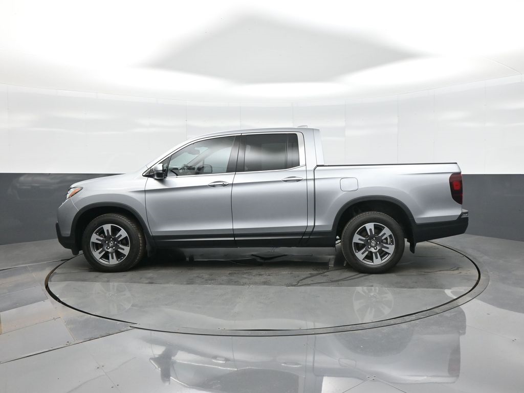 2019 Honda Ridgeline RTL-E photo 2