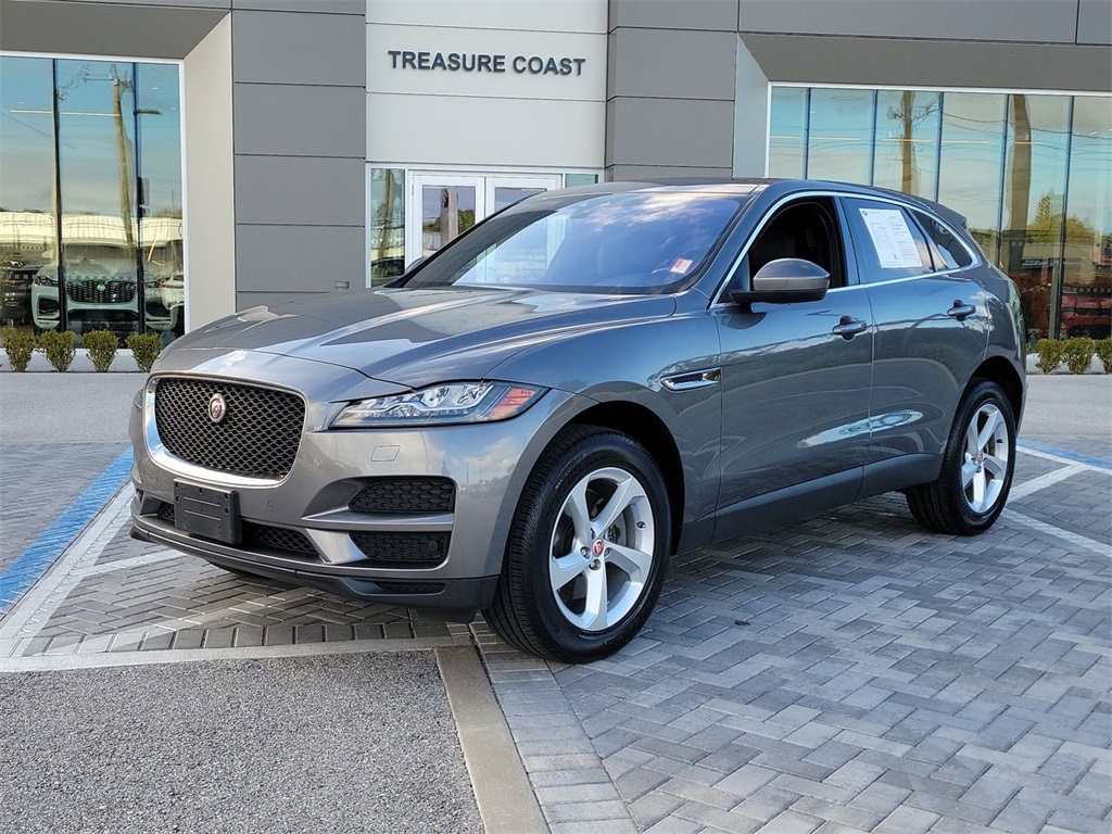 2017 Jaguar F-Pace Prestige's photo