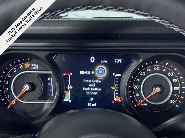 2025 Jeep Gladiator Sport Texas Trail photo 2