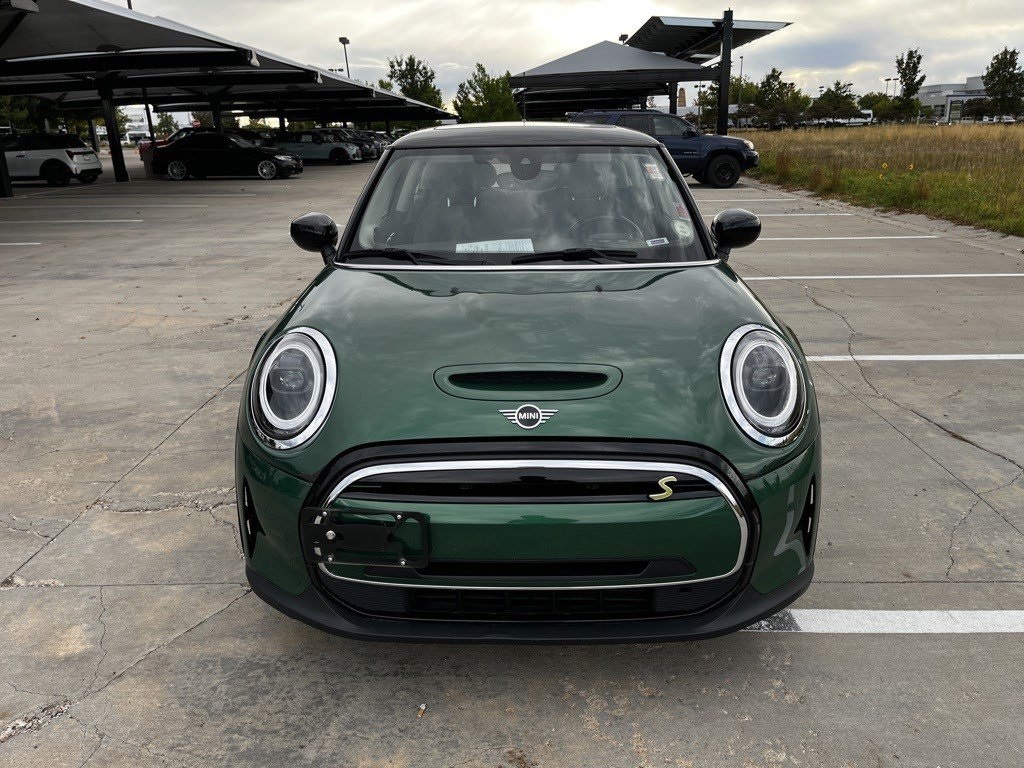 Used 2022 MINI Hardtop 2 Door SE with VIN WMW13DJ0XN2S27013 for sale in Loveland, CO