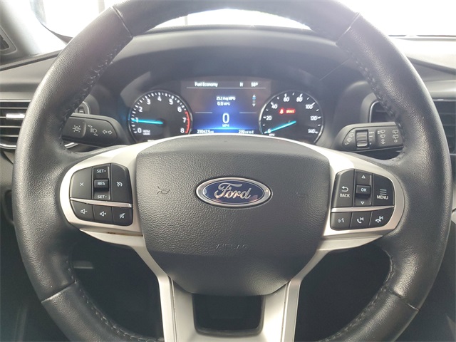 2023 Ford Explorer XLT photo 6