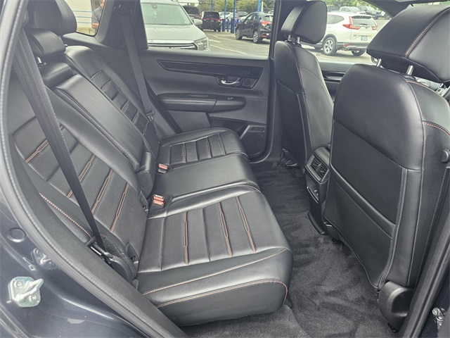 2024 Honda CR-V Hybrid Sport Touring photo 4