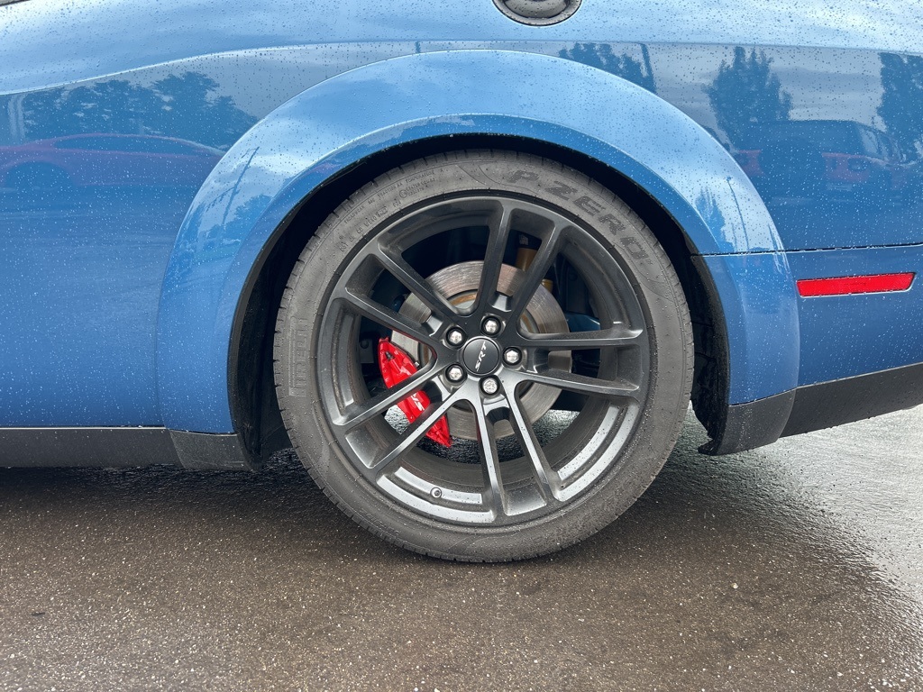 2022 Dodge Challenger R/T Scat Pack Widebody photo 2