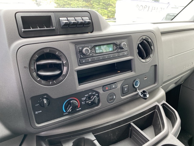 2024 Ford E-350 photo 15