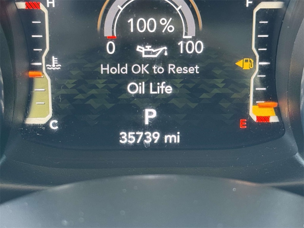 2022 Jeep Gladiator Altitude photo 24