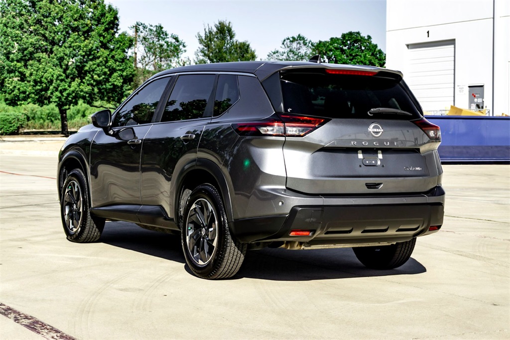 2024 Nissan Rogue SV photo 6