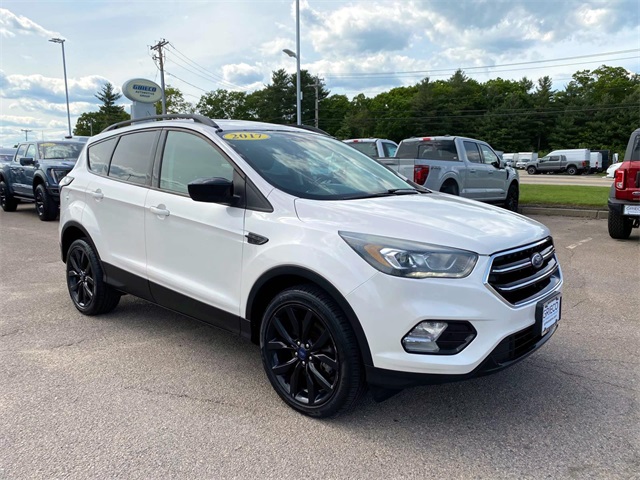 Used 2017 Ford Escape SE with VIN 1FMCU9GD2HUC31934 for sale in BRANFORD, CT