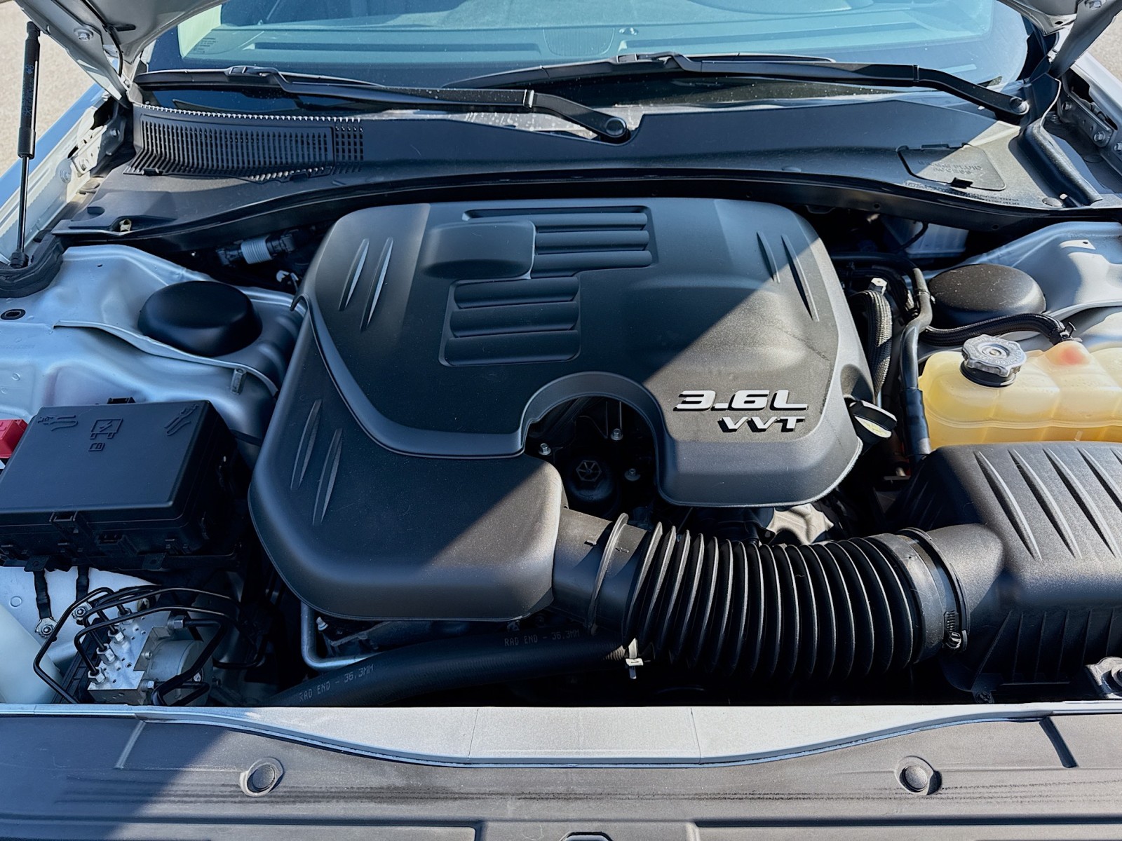 2019 Chrysler 300 Touring photo 33