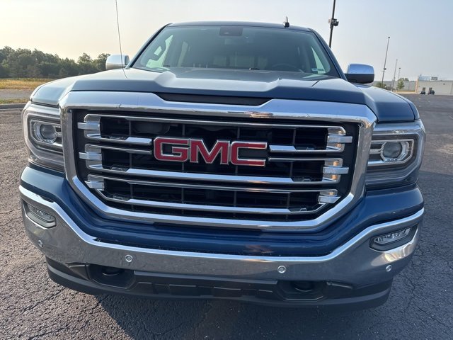 2017 Gmc Sierra 1500 SLT photo 2