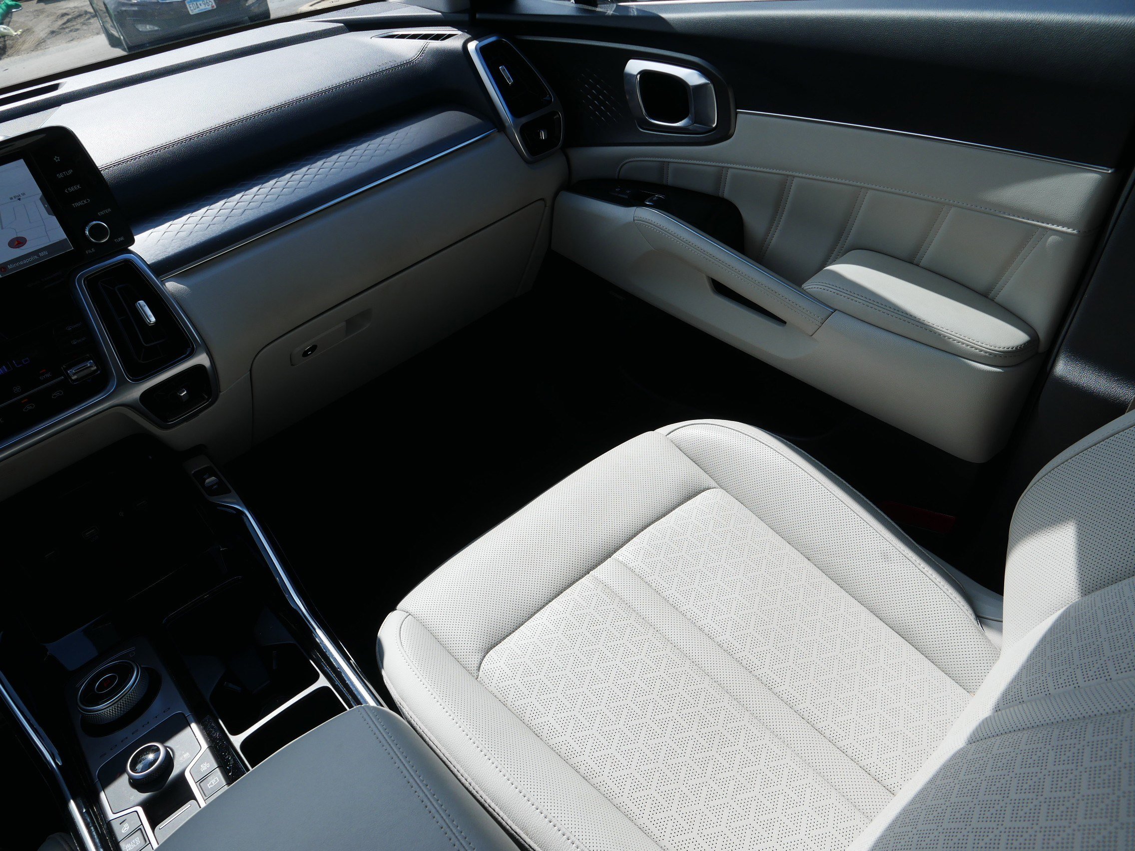 2024 Kia Sorento Plug-In Hybrid SX Prestige photo 11