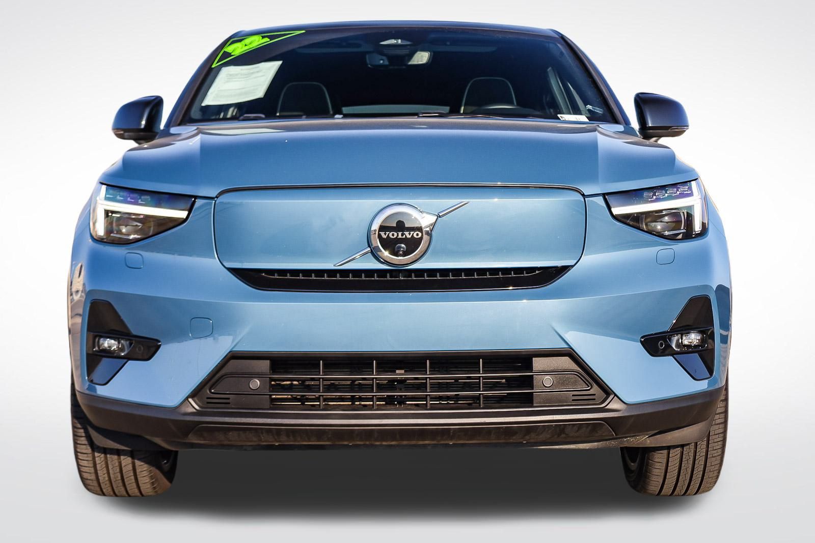 Used 2022 Volvo C40 Ultimate with VIN YV4ED3GB8N2000307 for sale in Fresno, CA