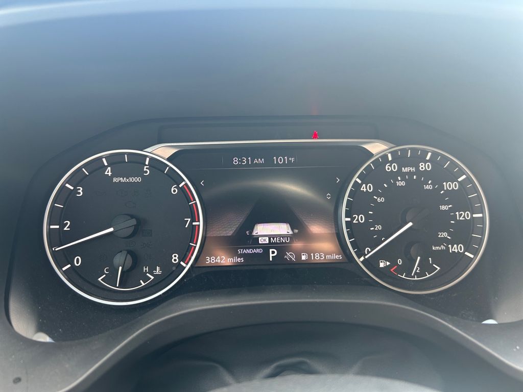 2024 Nissan Rogue SV photo 9