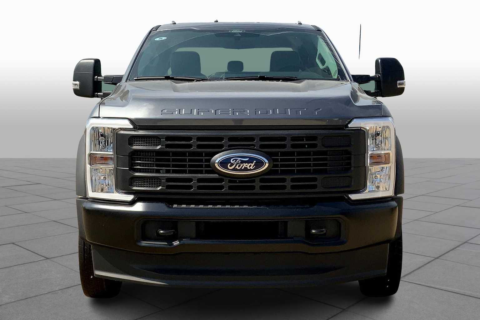 2026 Ford F-450 XL photo 3