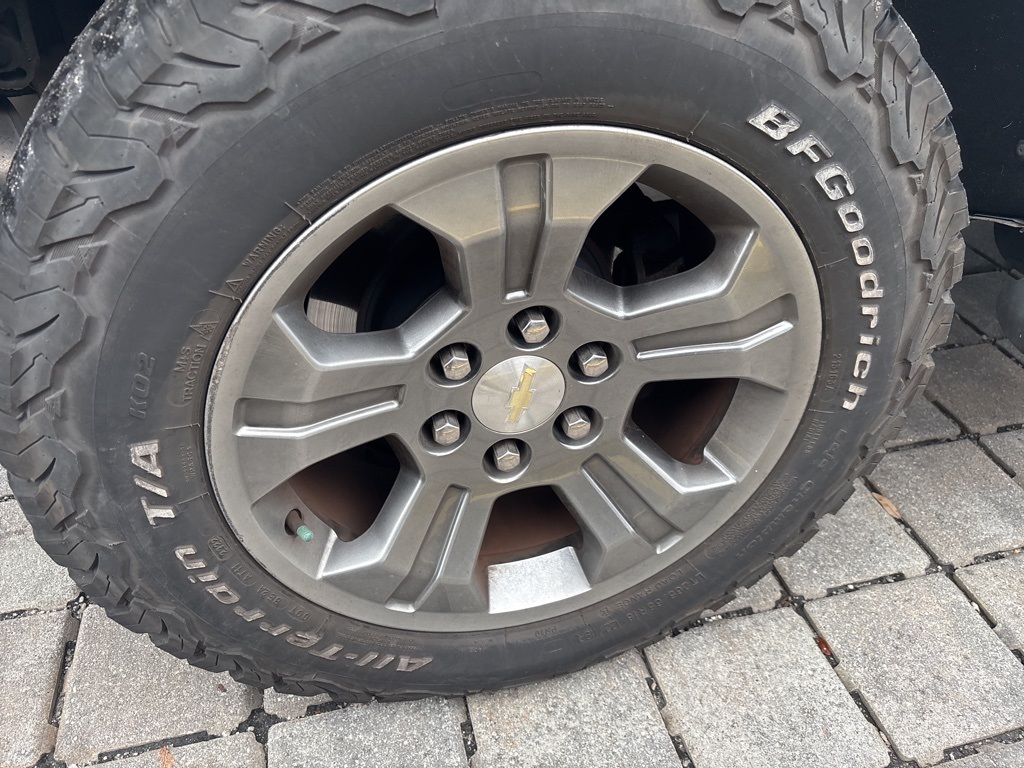 2020 Chevrolet Tahoe LT photo 5