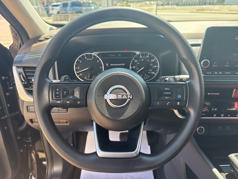 2022 Nissan Rogue SV photo 25