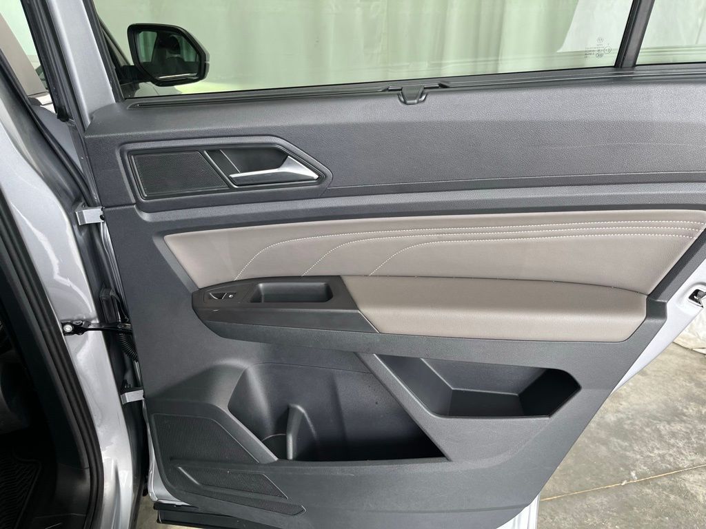 2022 Volkswagen Atlas V6 SE Technology photo 25