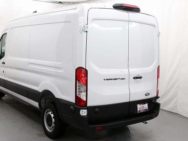 2026 Ford Transit Cargo Van photo 2