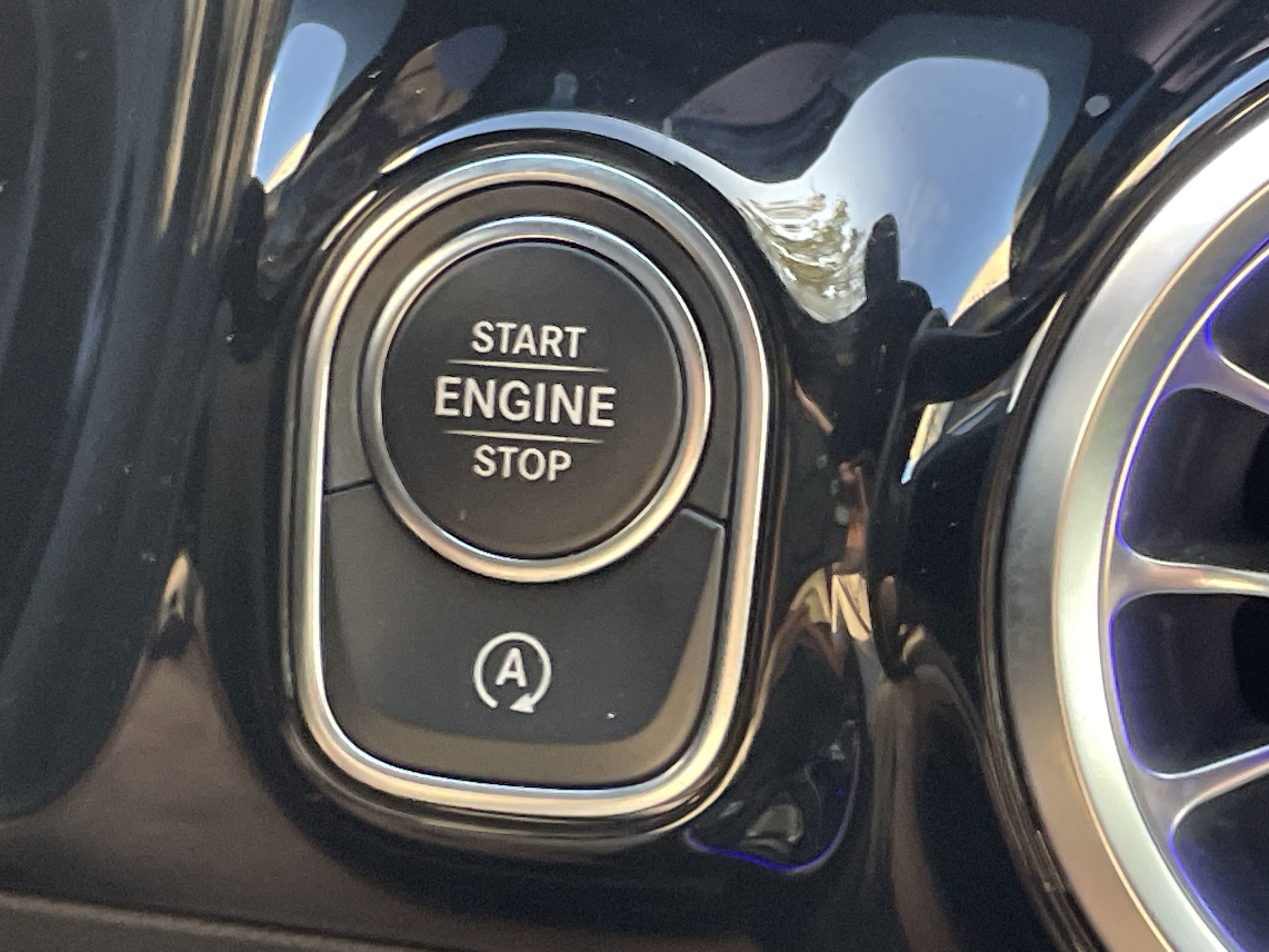 2025 Mercedes Benz GLA 250 photo 10
