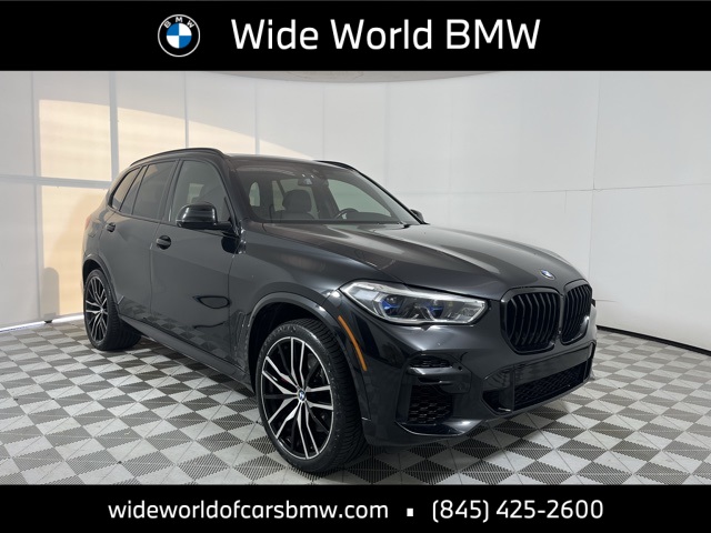 2022 BMW X5 M50i's photo
