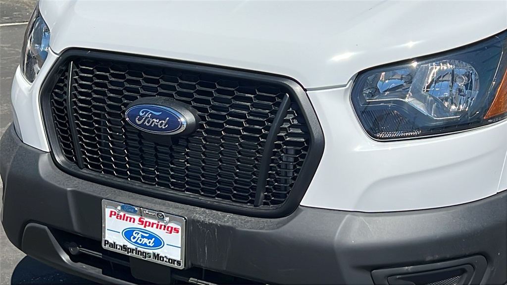 2025 Ford Transit Cargo Van photo 5