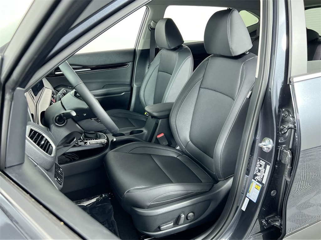 2026 Kia Seltos EX photo 11