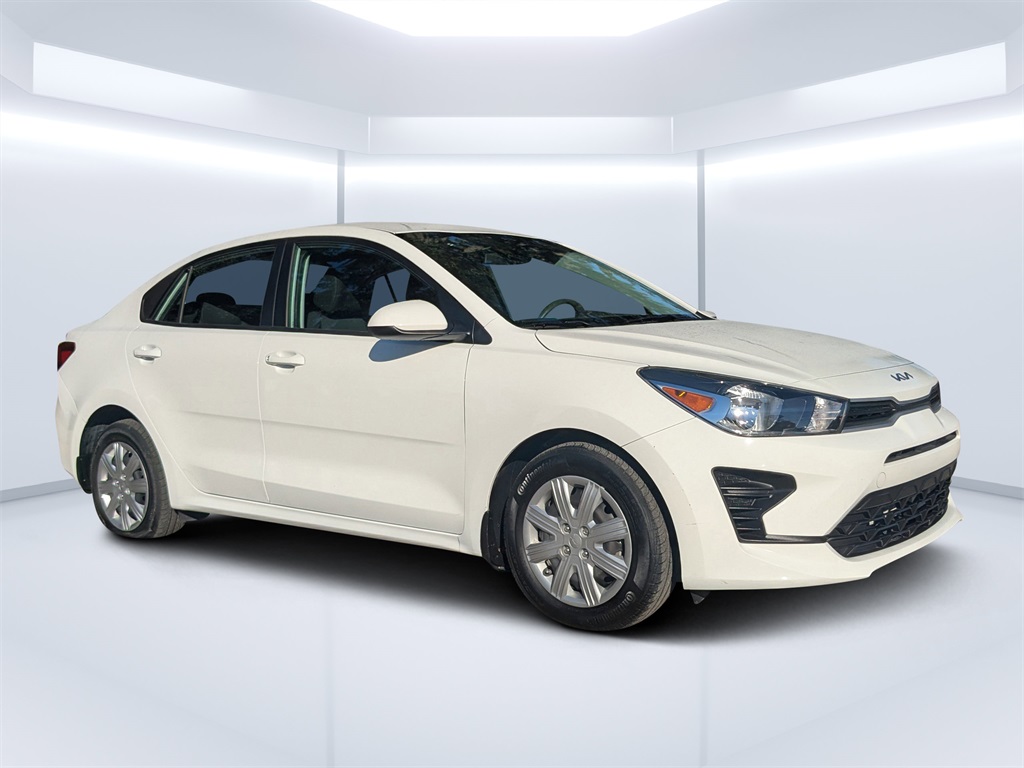 2023 Kia Rio LX's photo