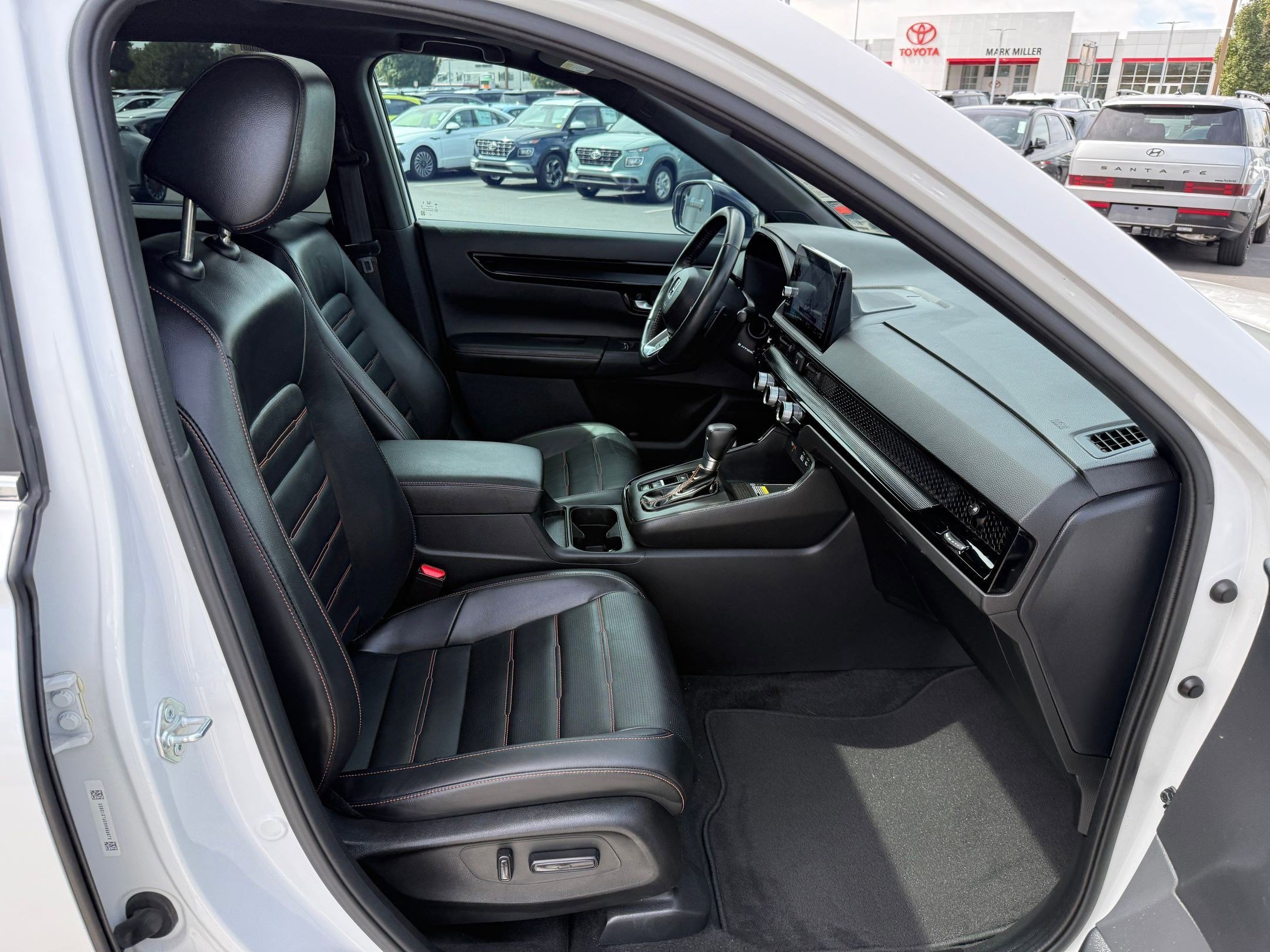 2023 Honda CR-V Hybrid Sport Touring photo 32