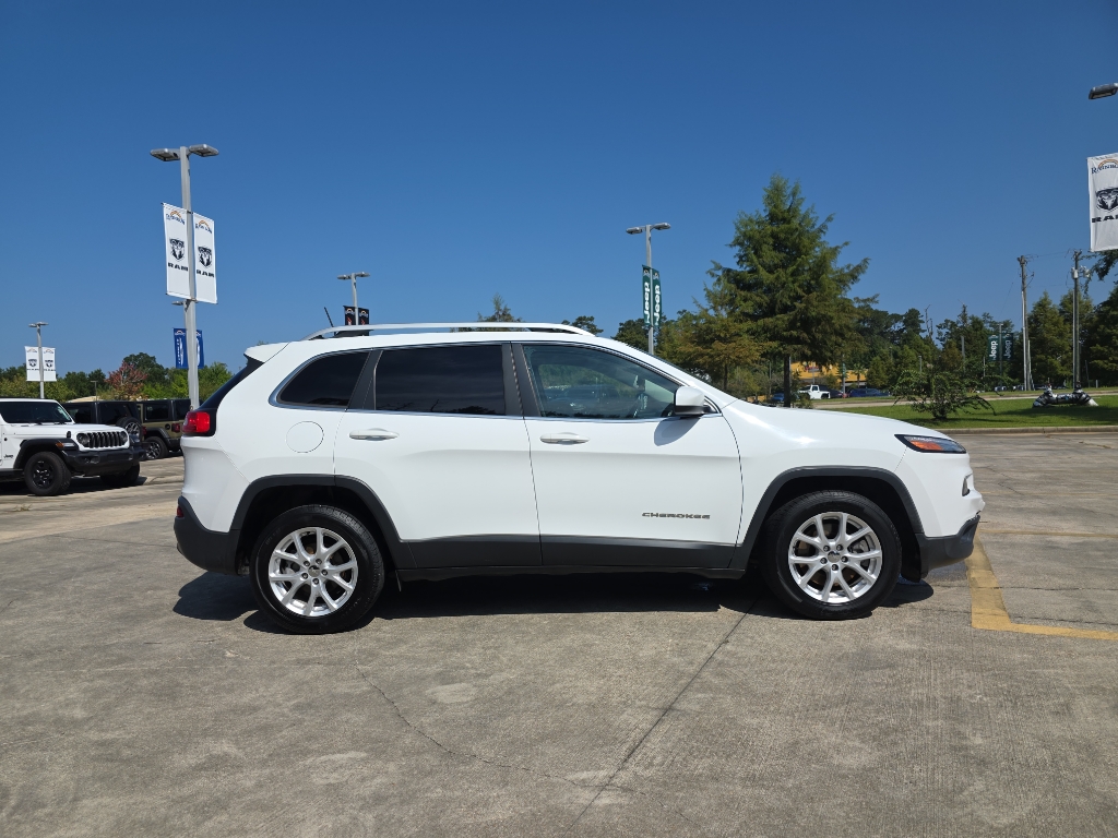 2017 Jeep Cherokee Latitude photo 10