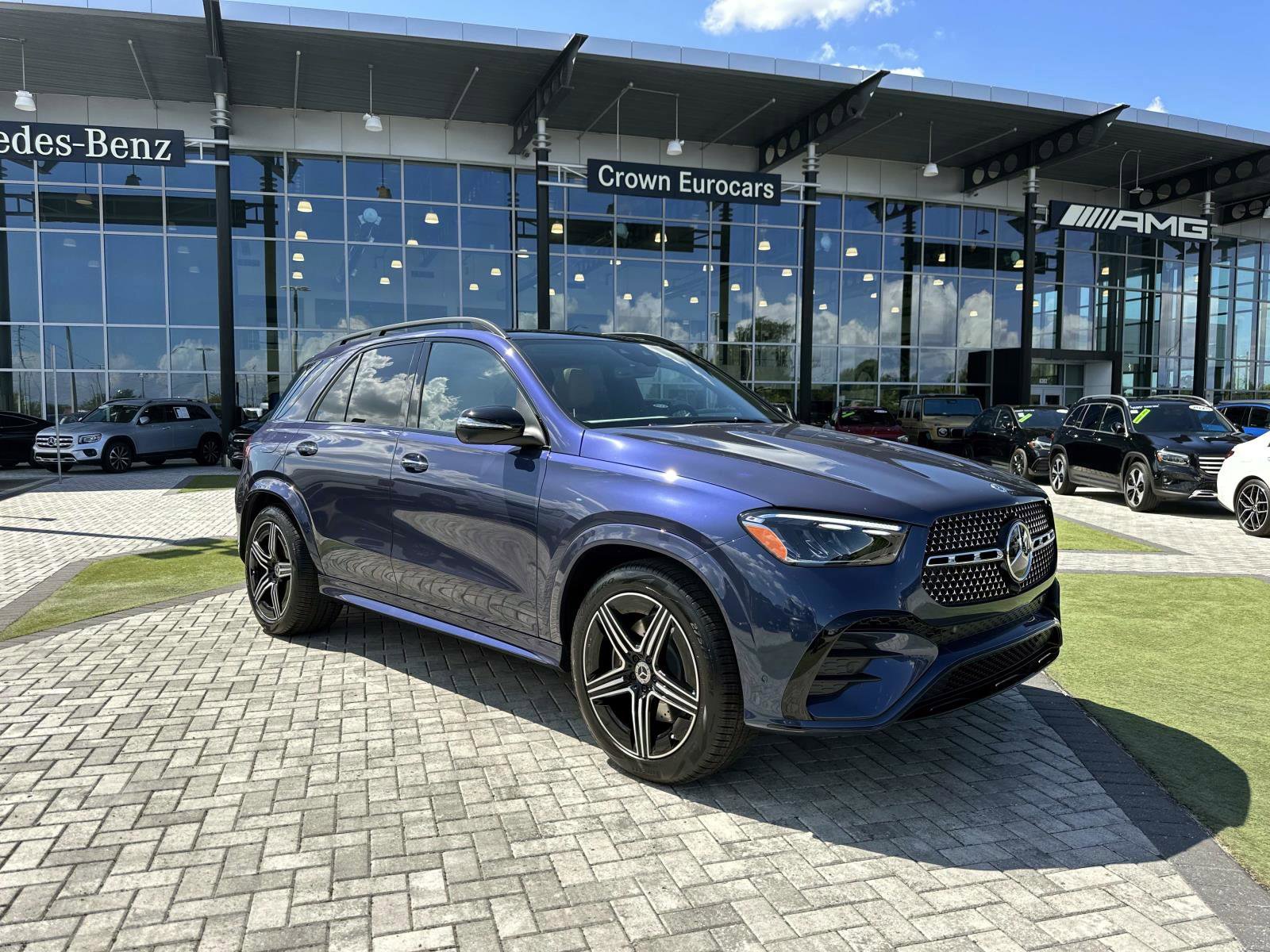 2026 Mercedes Benz GLE 450 4MATIC photo 2