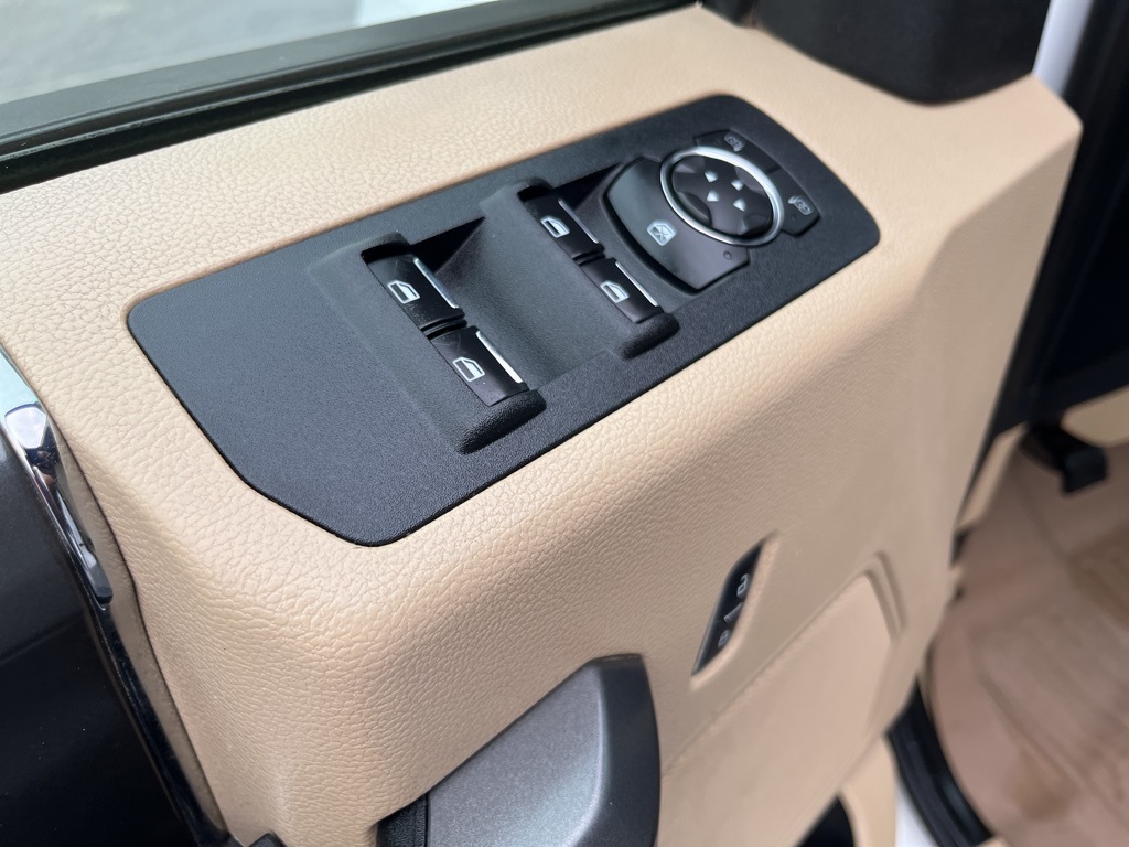 2016 Ford F-150 XLT photo 3