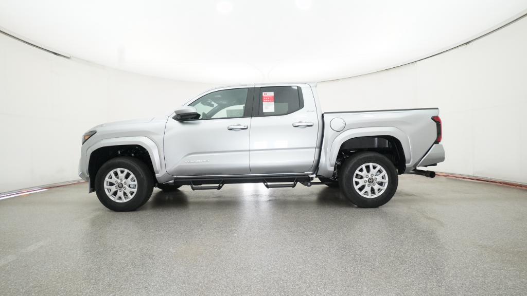 2025 Toyota Tacoma SR5 4x4 Double Cab photo 10
