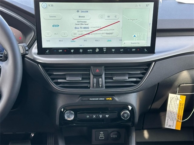 2025 Ford Escape Plug-In Hybrid photo 7