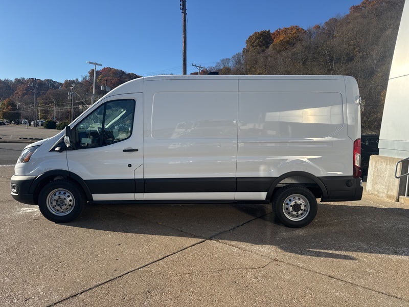 2026 Ford Transit photo 4