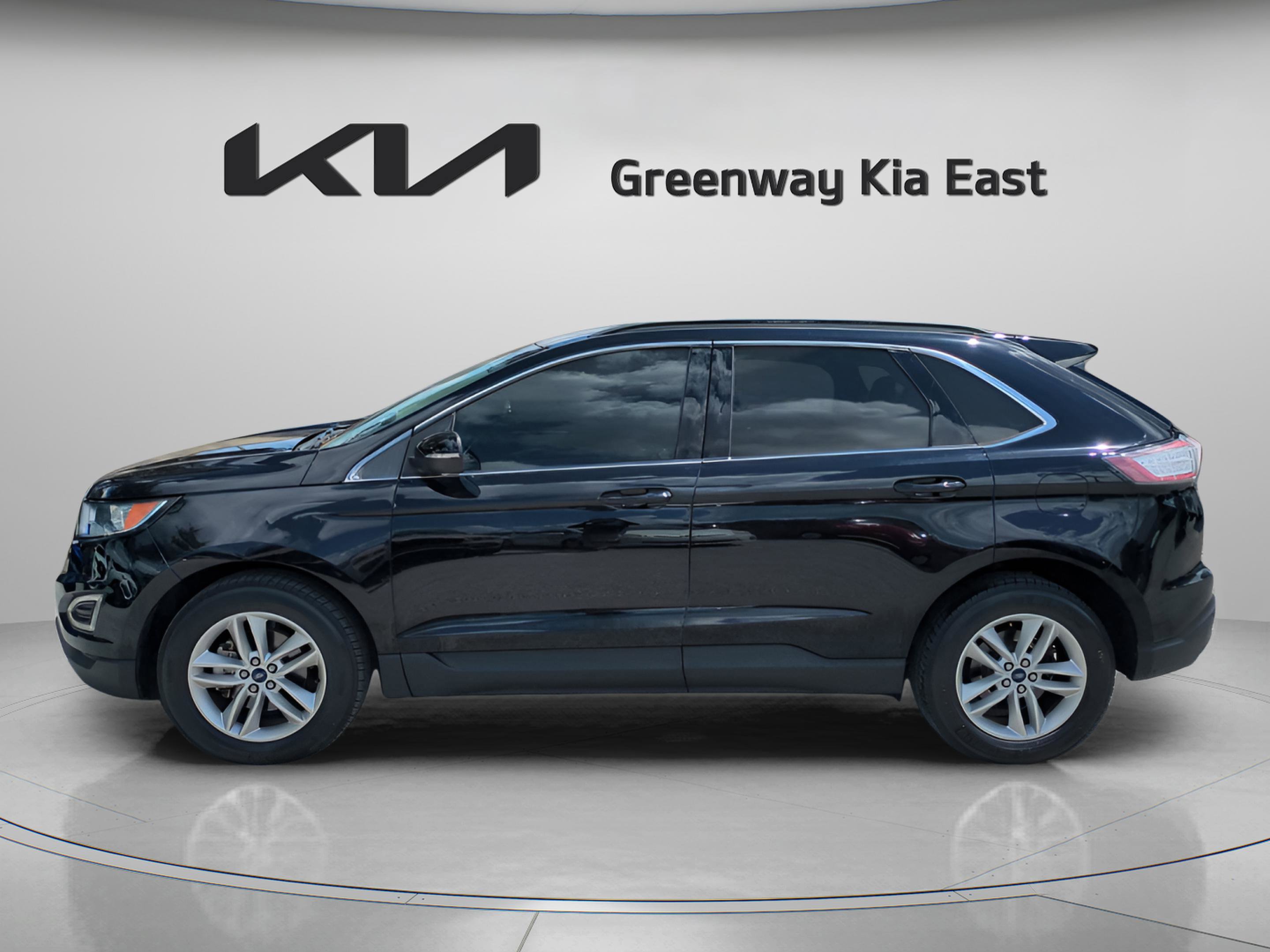 2017 Ford Edge SEL photo 4