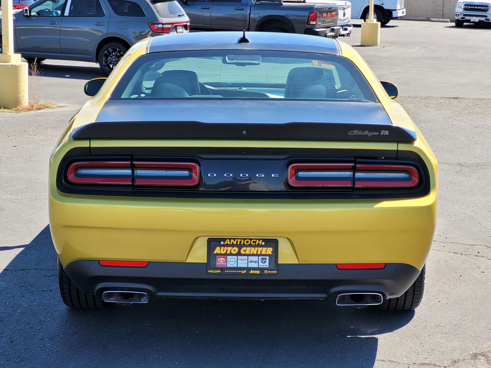 2021 Dodge Challenger R/T photo 6