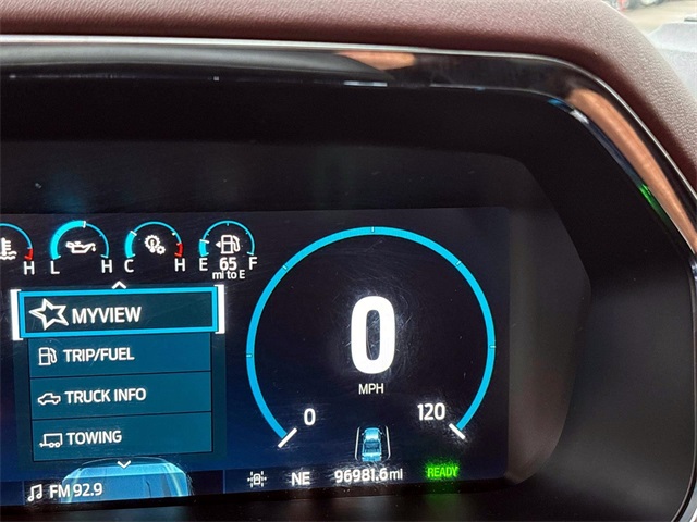 Used 2022 Gray Metallic Ford Lariat image 22