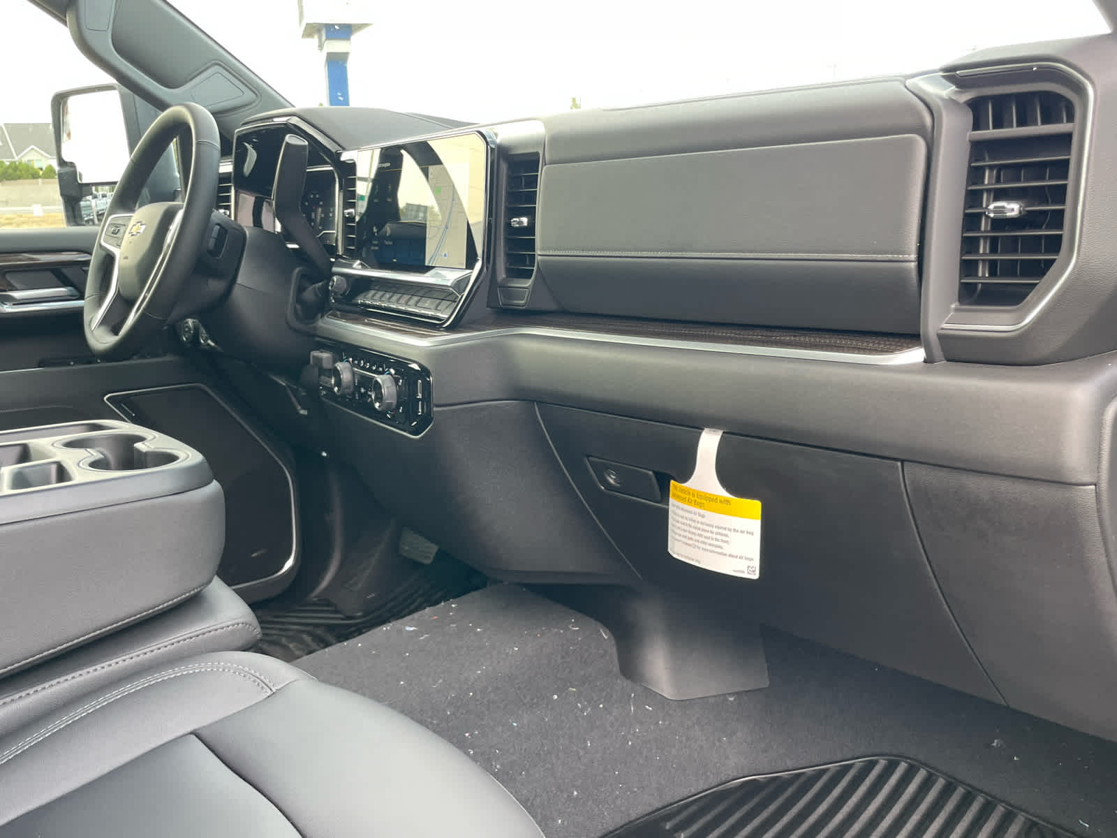 2025 Chevrolet Silverado 3500HD LT photo 35