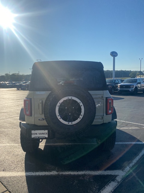 2025 Ford Bronco Outer Banks photo 8