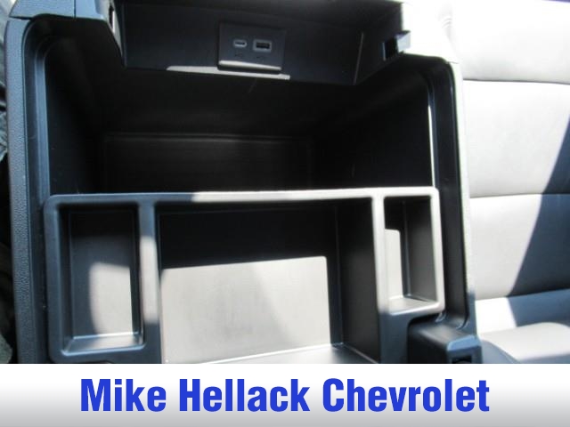 2022 Chevrolet Tahoe Z71 photo 37