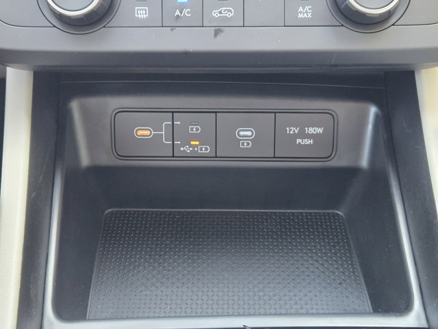2026 Hyundai Tucson SE photo 14