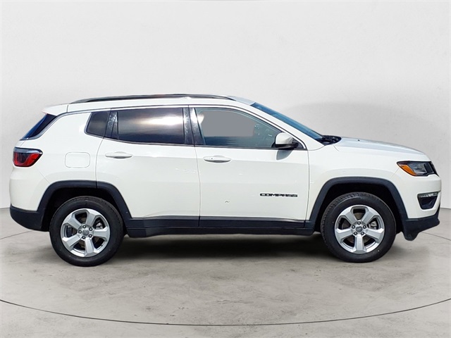 2020 Jeep Compass Latitude photo 5