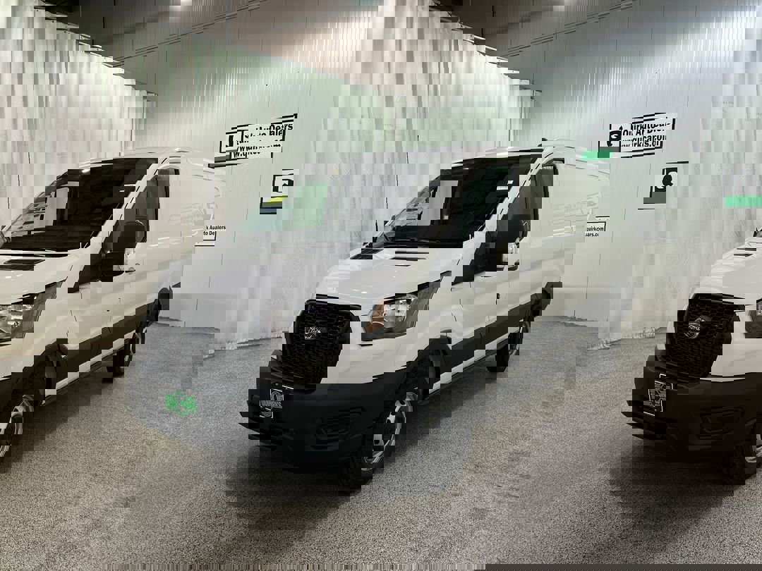 2025 Ford Transit Cargo Van photo 3