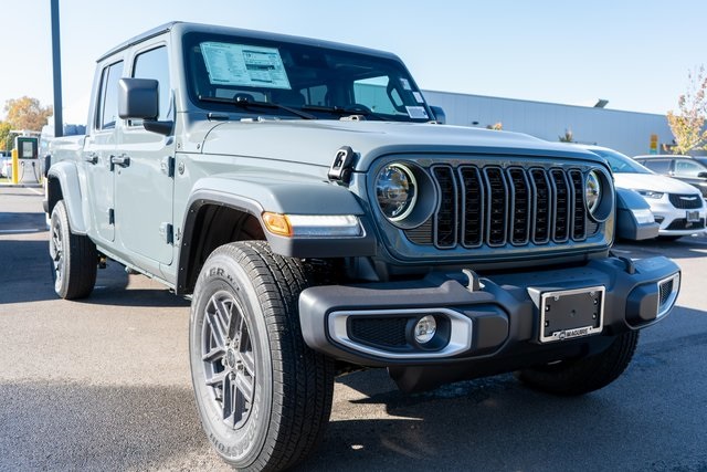 2025 Jeep Gladiator Sport S photo 4