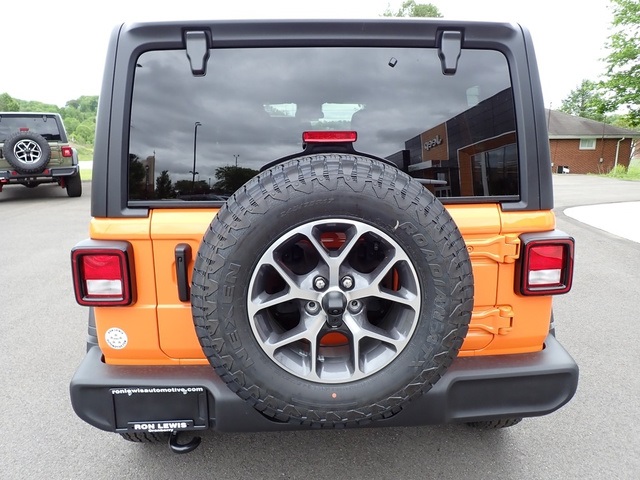 2025 Jeep Wrangler Sport S photo 4